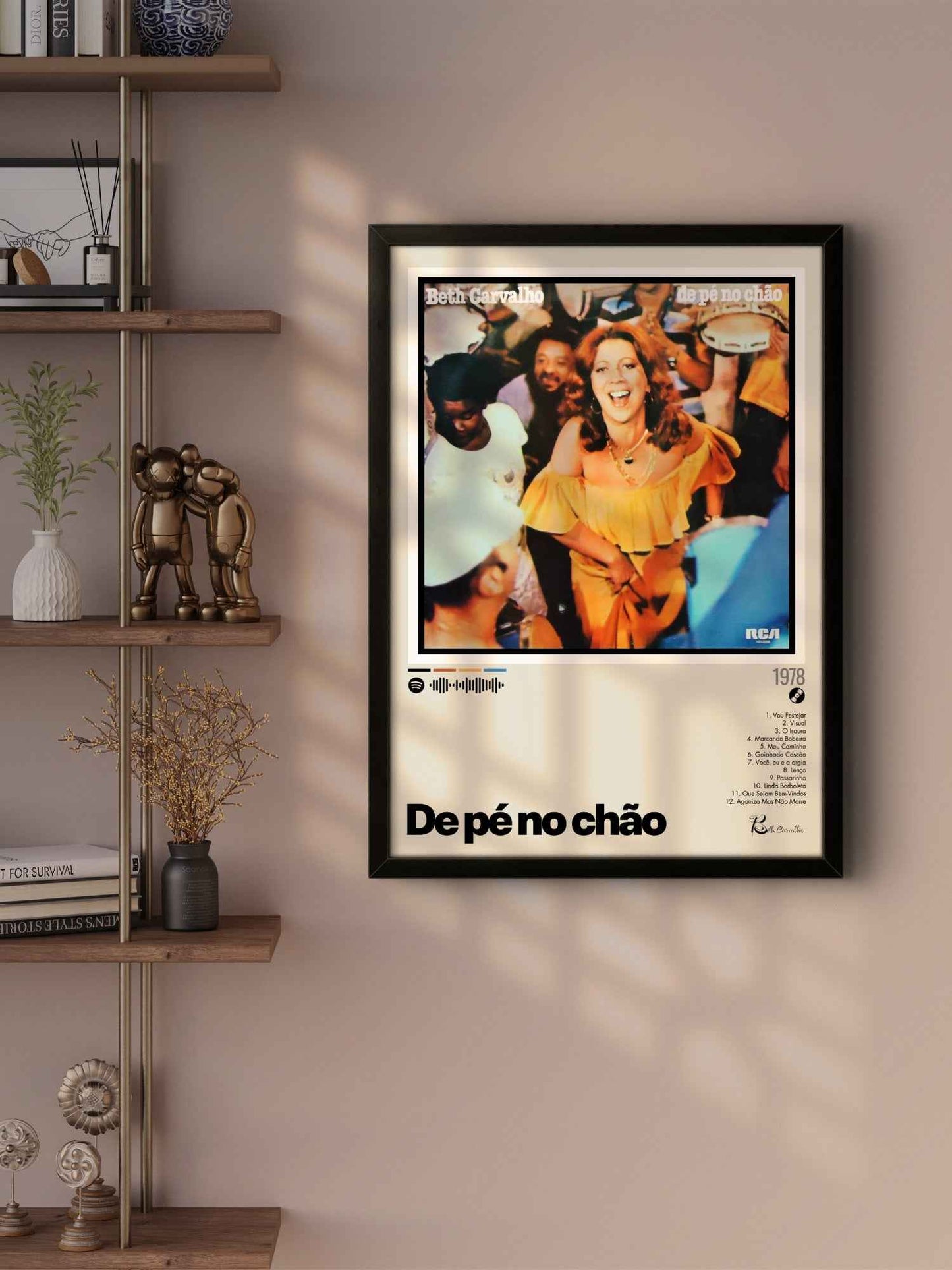 Quadro: De Pé no Chão (1978) por Beth Carvalho