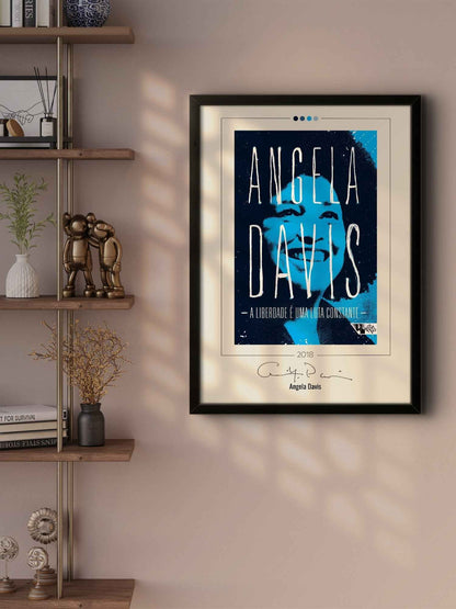 Quadro: A Liberdade É uma Luta Constante (2018) by Angela Davis